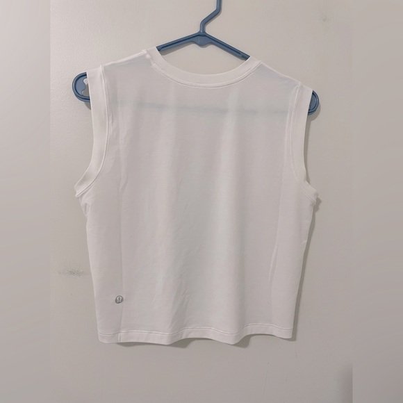 EUC Lululemon Jersey Training Muscle Tank Size 4 - Picture 3 of 7